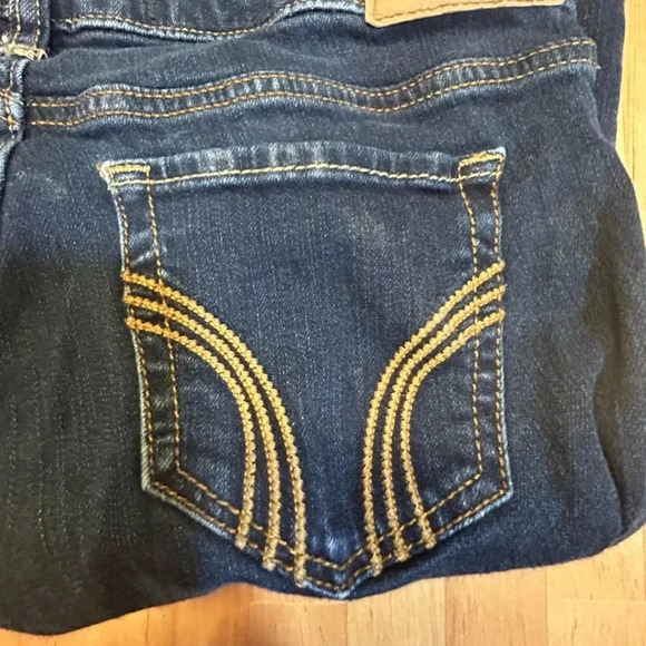 2 for$15 Hollister Dark Wash Jeans - Picture 7 of 14
